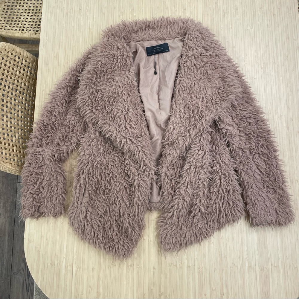 Zara women’s Sherpa jacket small